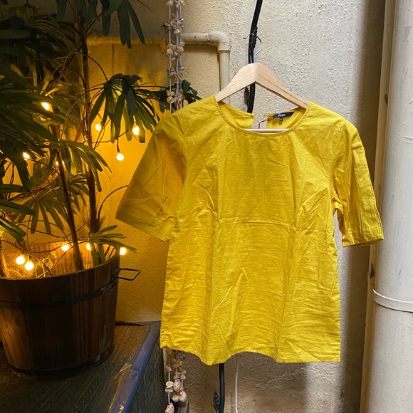 People Tops. Size- M - Picture 4 of 11